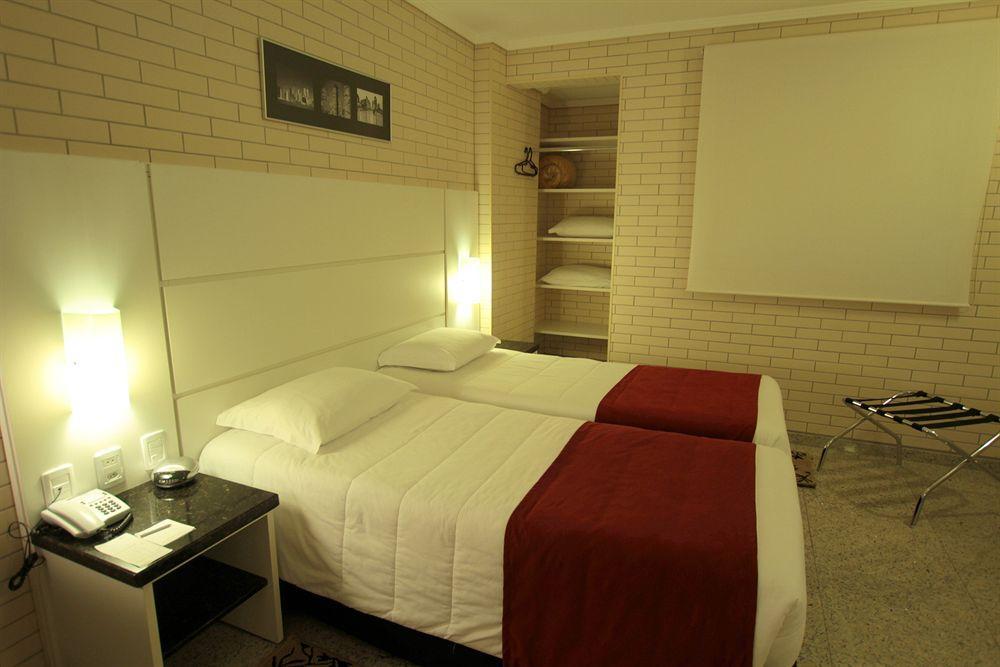 Hotel Confiance Soho Batel Куритиба Экстерьер фото