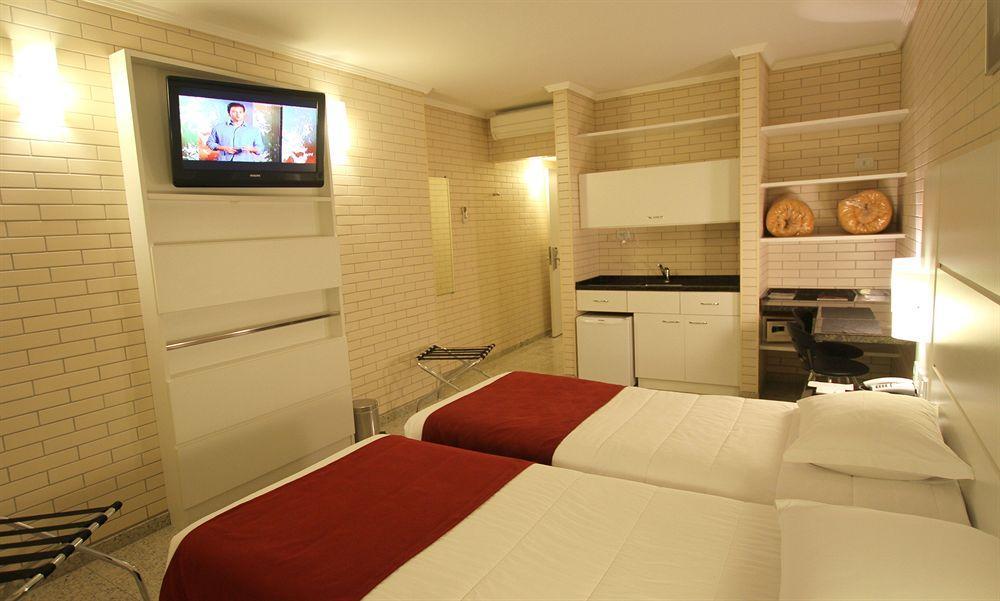 Hotel Confiance Soho Batel Куритиба Экстерьер фото