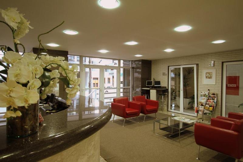 Hotel Confiance Soho Batel Куритиба Экстерьер фото