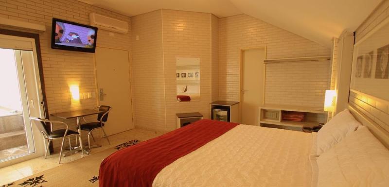 Hotel Confiance Soho Batel Куритиба Экстерьер фото