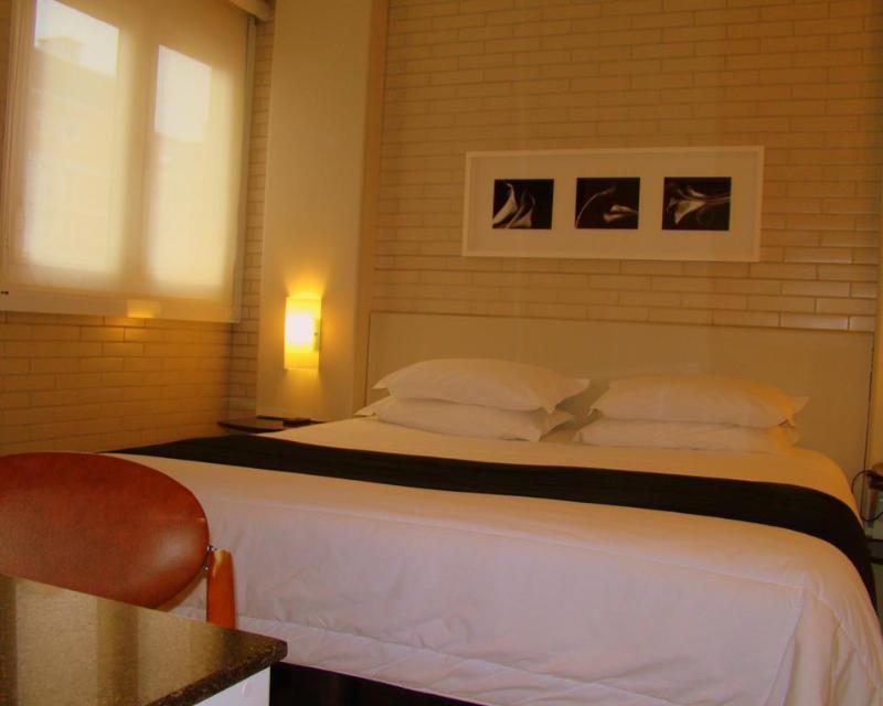 Hotel Confiance Soho Batel Куритиба Экстерьер фото