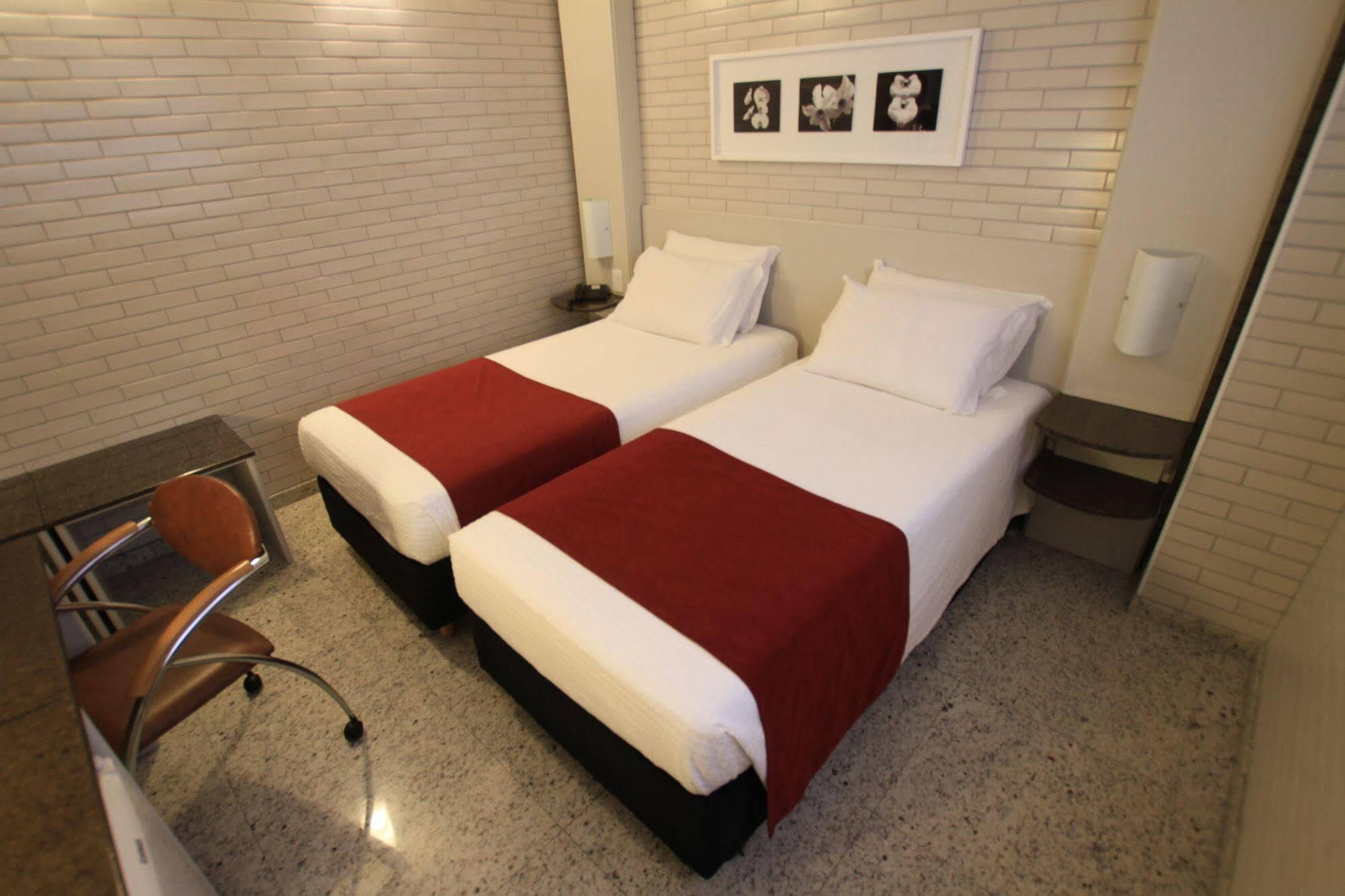 Hotel Confiance Soho Batel Куритиба Экстерьер фото